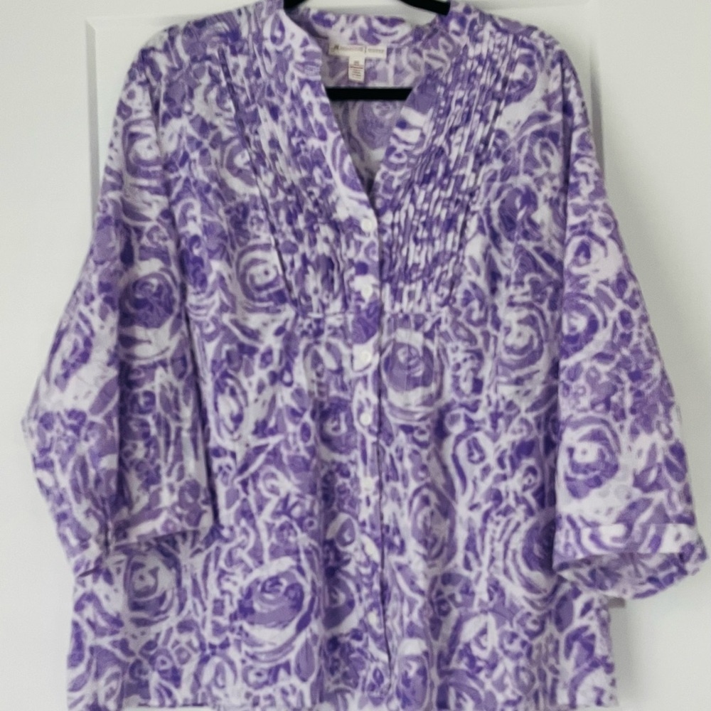 EUC JM Collection Purple Floral Button Down Blouse with 3/4 Sleeves , Size‎ 18W